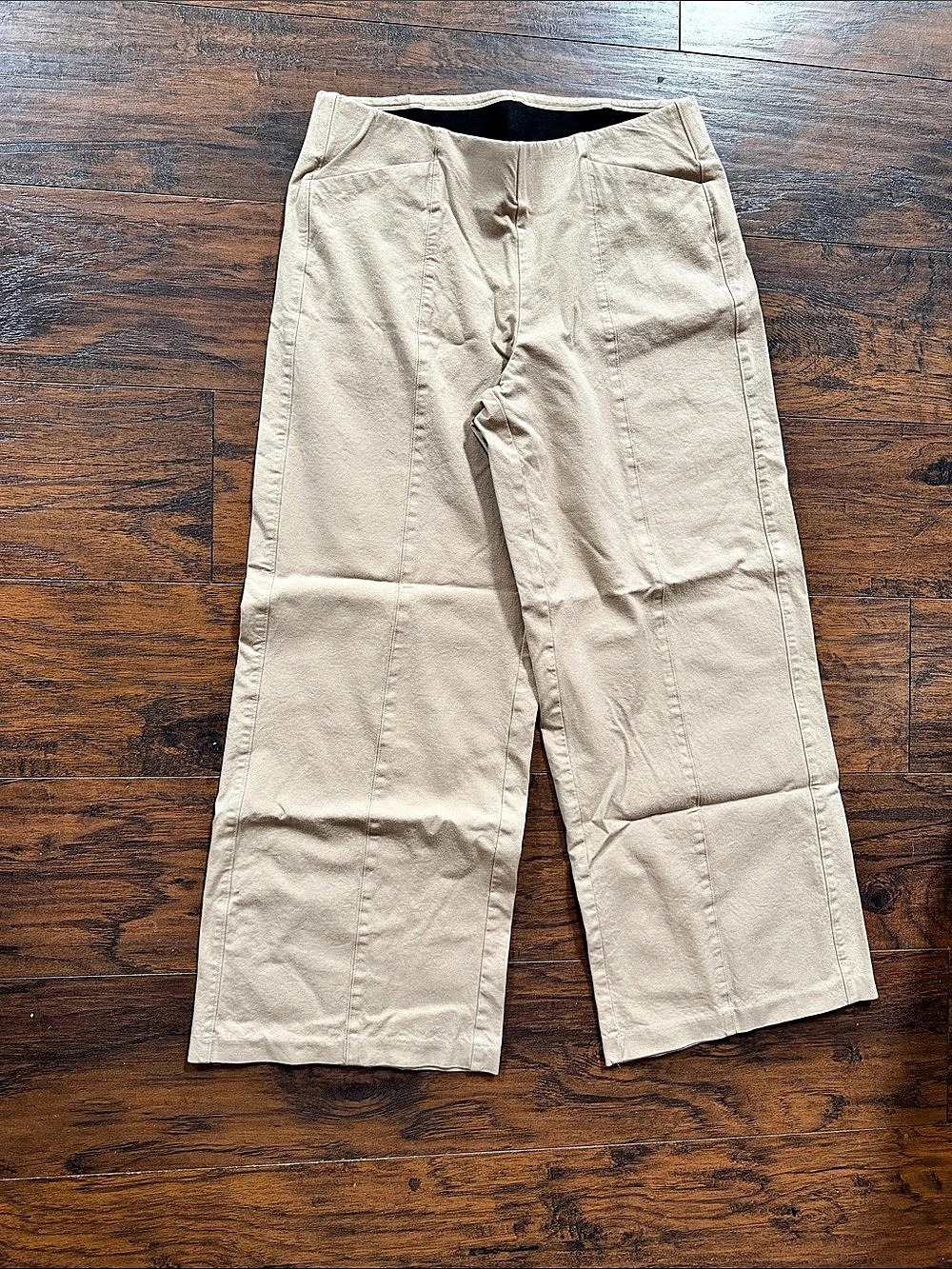 Old Navy High-Waisted Pull-On Pixie Wide-Leg Pants Beige